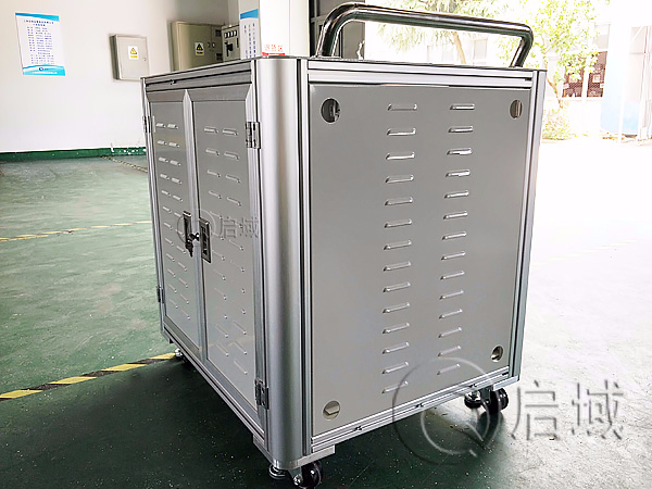 鋁型材<i style='color:red'>工具柜</i>