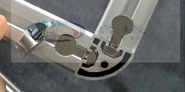 鋁型材和圓弧型材安裝圖