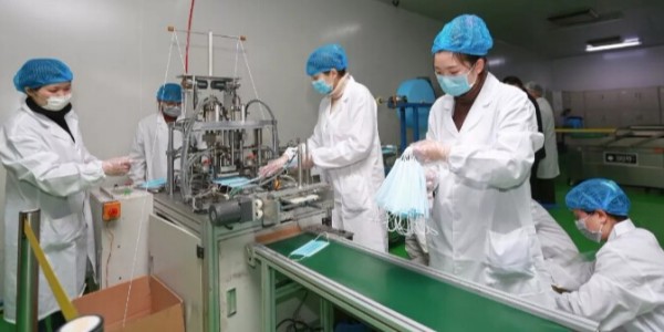 口罩緊缺！啟域鋁型材為口罩機企業(yè)助力！