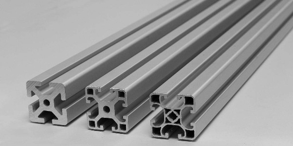 導致工業(yè)鋁型材表面泛黃的原因